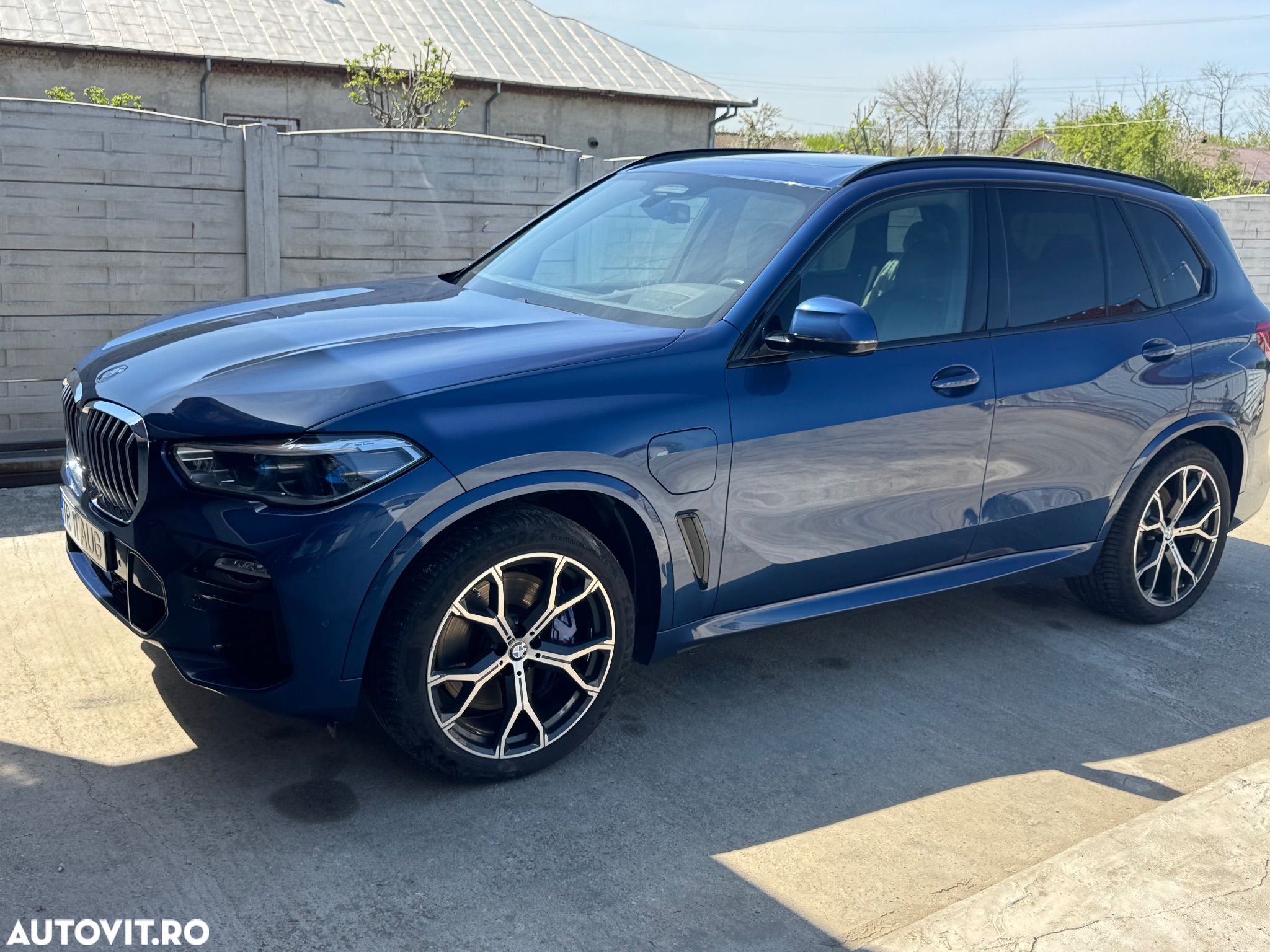 BMW X5 xDrive45e AT PHEV - 1