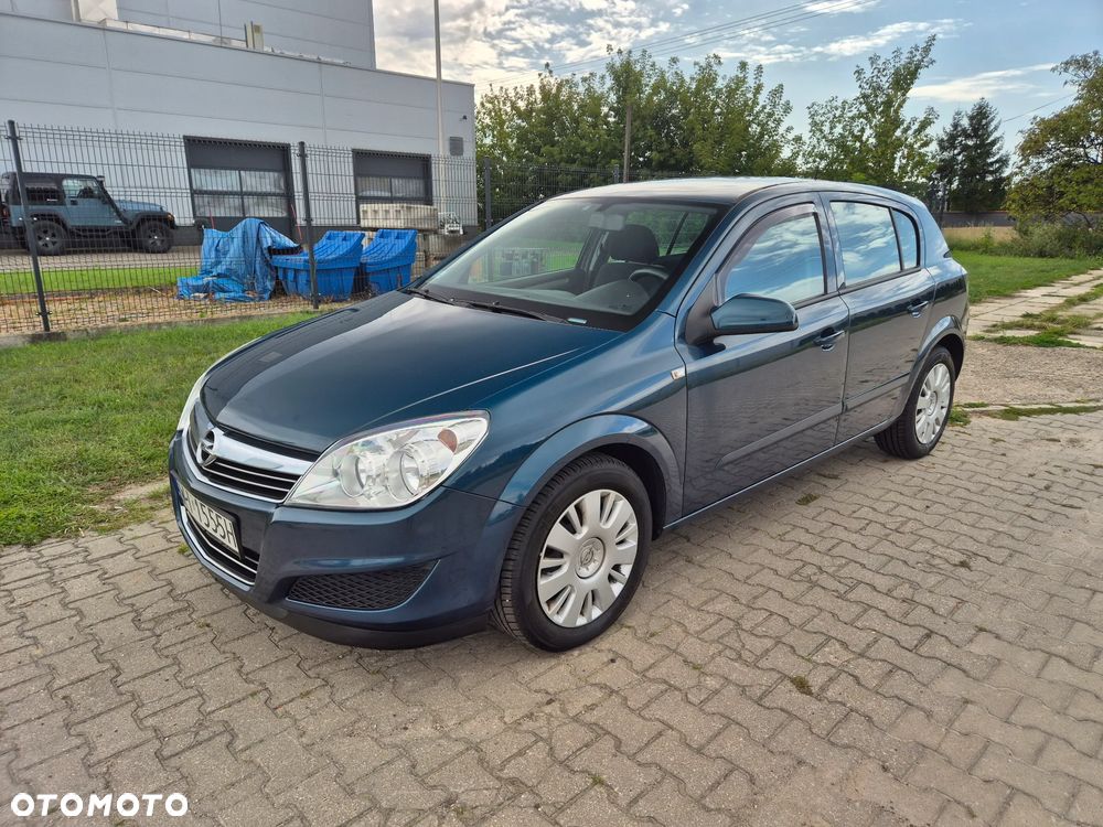 Opel Astra - 16