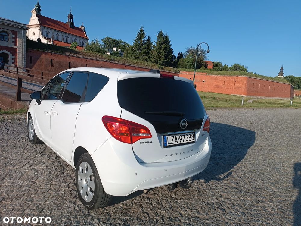 Opel Meriva 1.6 CDTI ecoflex Start/Stop Active - 2