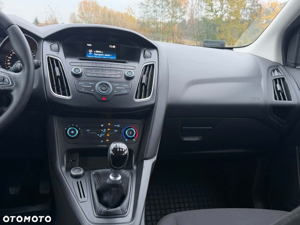 Ford Focus - 24