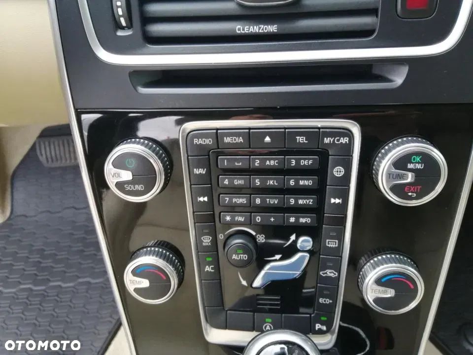 Volvo V60 D3 Drive-E Summum - 23