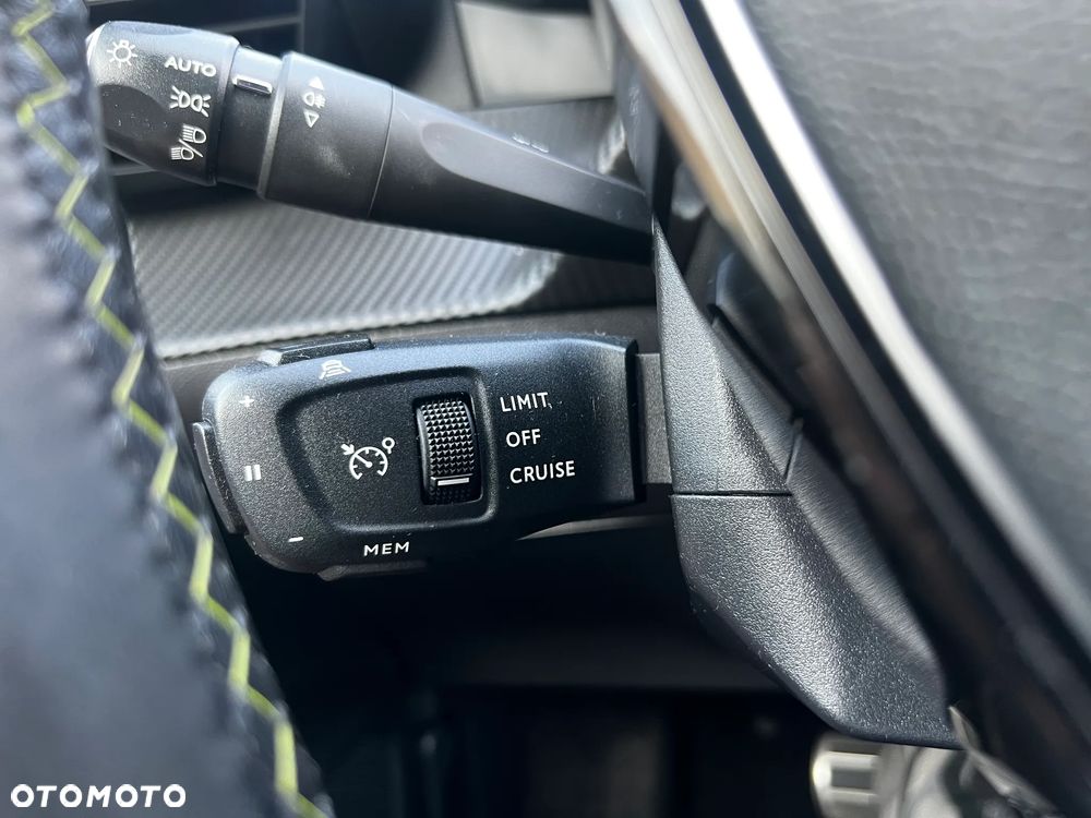 Peugeot 208 Elektromotor 136 GT - 30