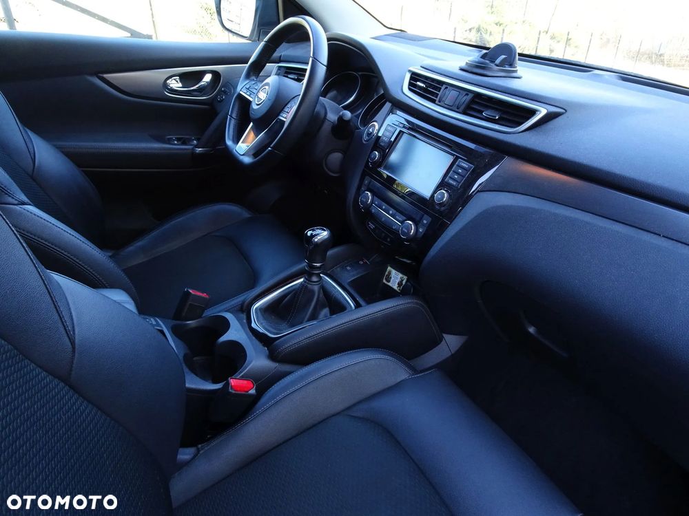 Nissan Qashqai 1.3 DIG-T Acenta EU6d - 9