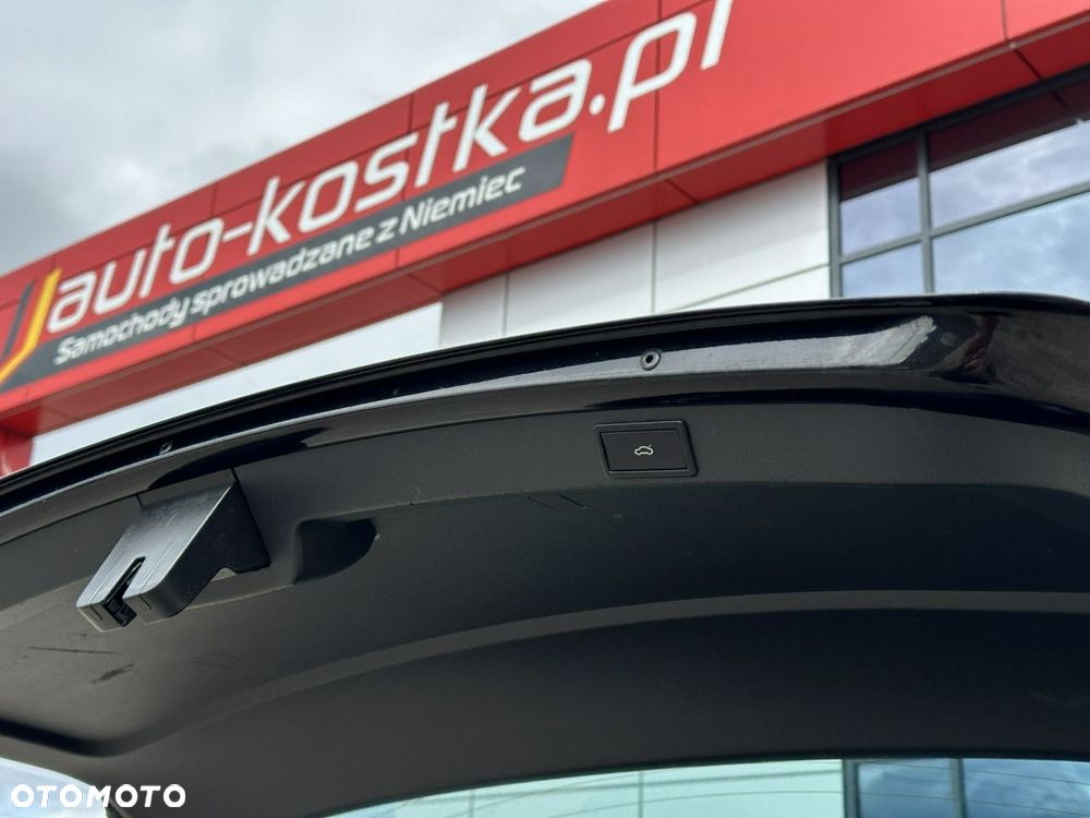 Skoda Octavia 2.0 TDI RS Challenge DSG - 31