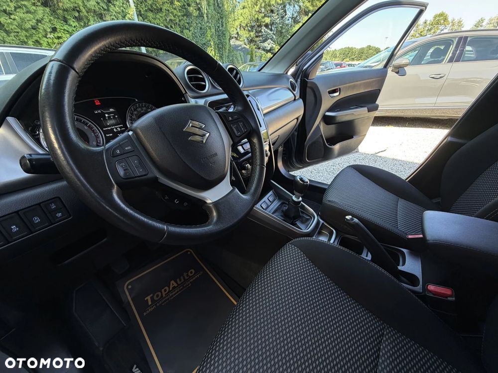 Suzuki Vitara 1.4 Boosterjet Hybrid Club - 19