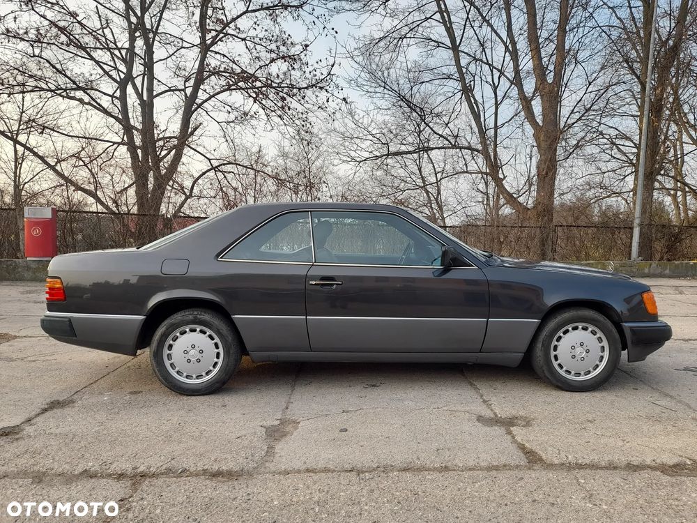 Mercedes-Benz W124 (1984-1993) - 4