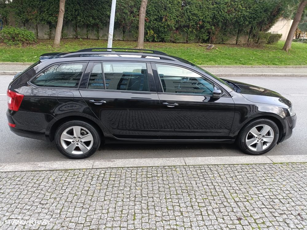 Skoda Octavia Break 1.6 TDi Ambition - 5