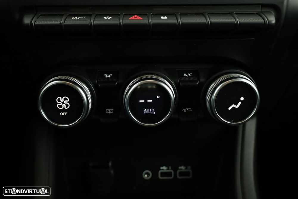 Renault Captur 1.0 TCe Techno Bi-Fuel - 13