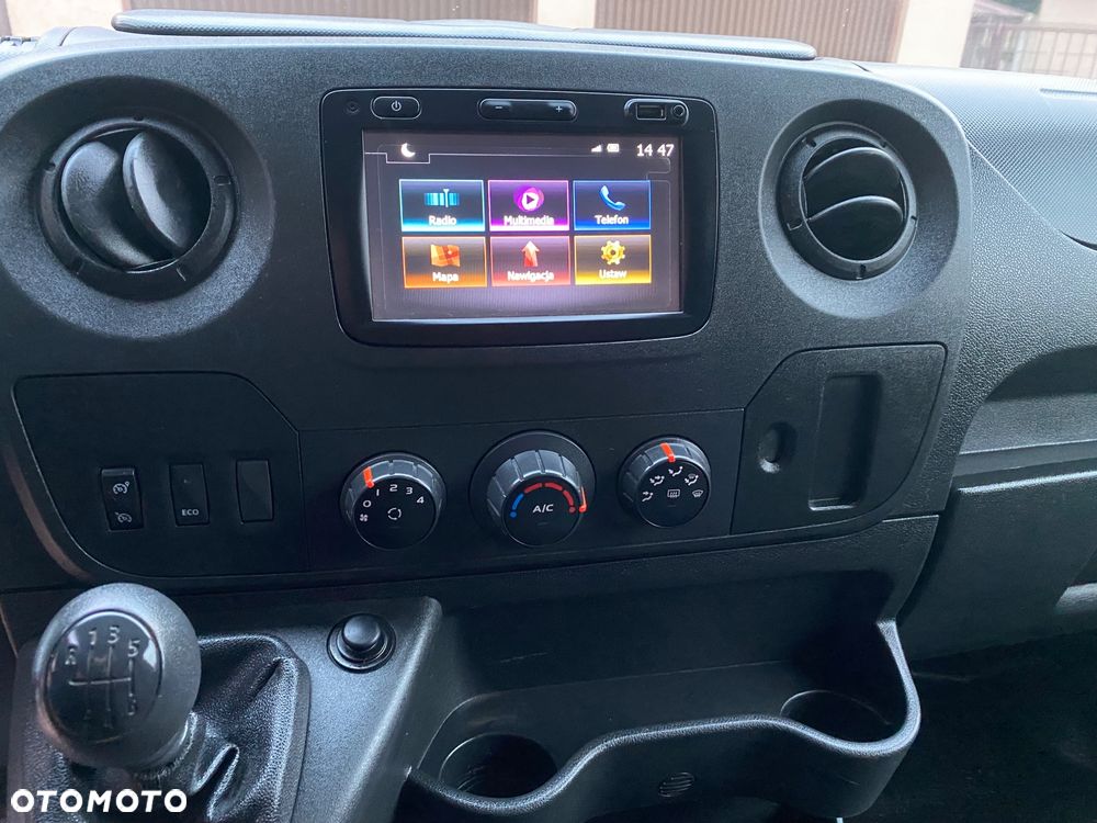 Renault Master L2 H2 warsztat mobilny zasilanie 230V - 21