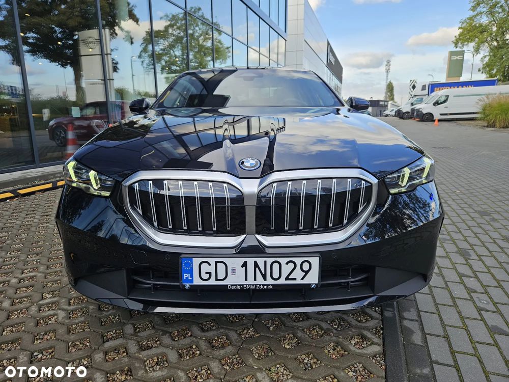 BMW Seria 5 530e PHEV - 8