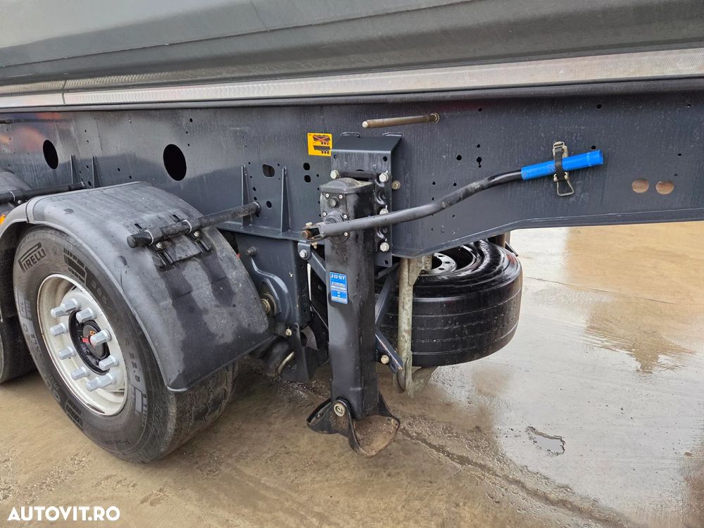 Meiller 3 axe, 28mc, axe SAF, prelata, roata rezerva, axa liftabila, picoare sprijin, masa propie 6,7t, scena vizitare, STARE FOARTE BUNA-posibilitate leasing 4 ani-PROMOTIE 23900 EUR+Tva - 10