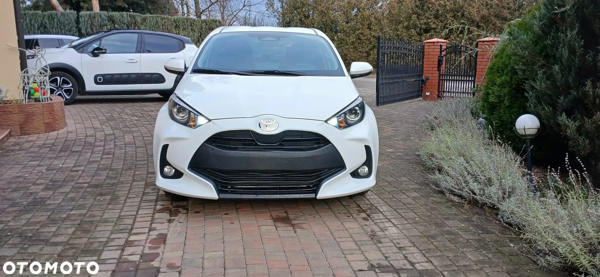 Toyota Yaris Hybrid 1.5 Comfort - 4