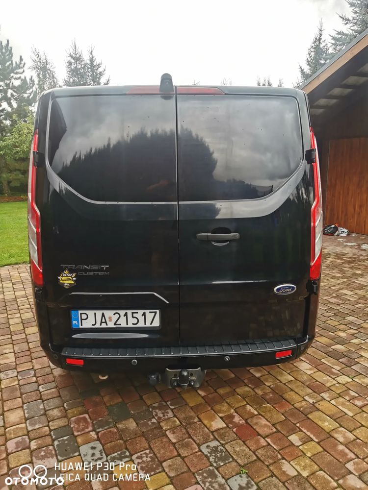 Ford TRANSIT CUSTOM - 8