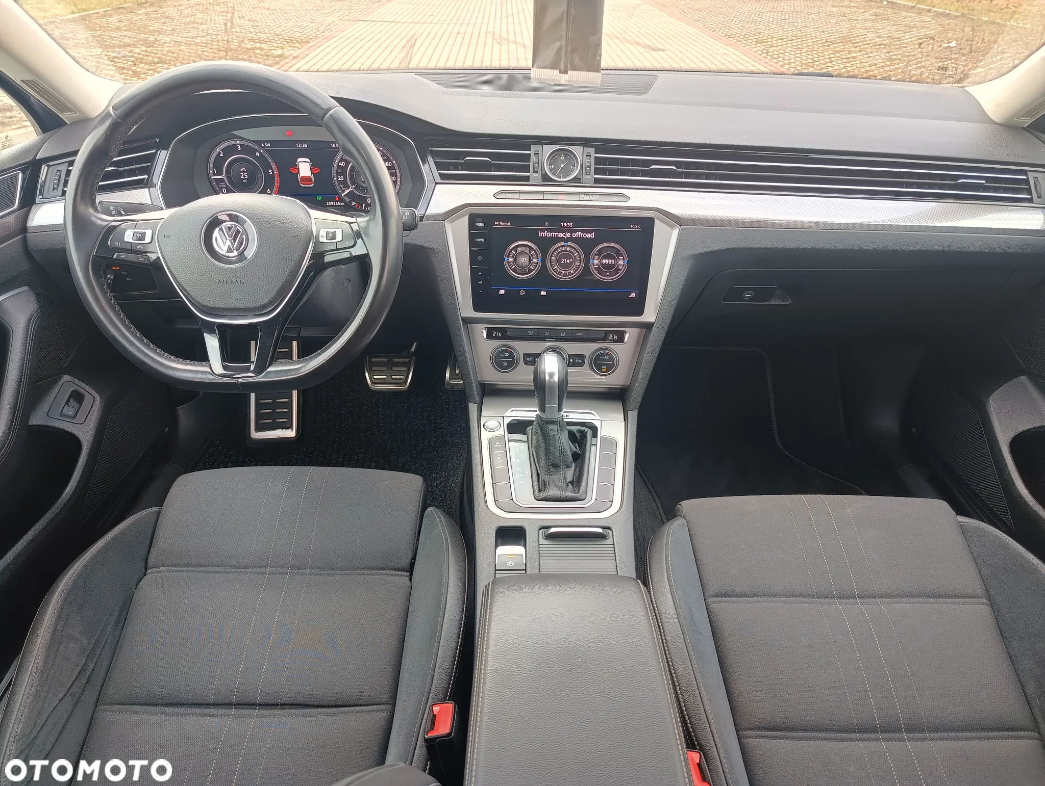 Volkswagen Passat Alltrack - 12