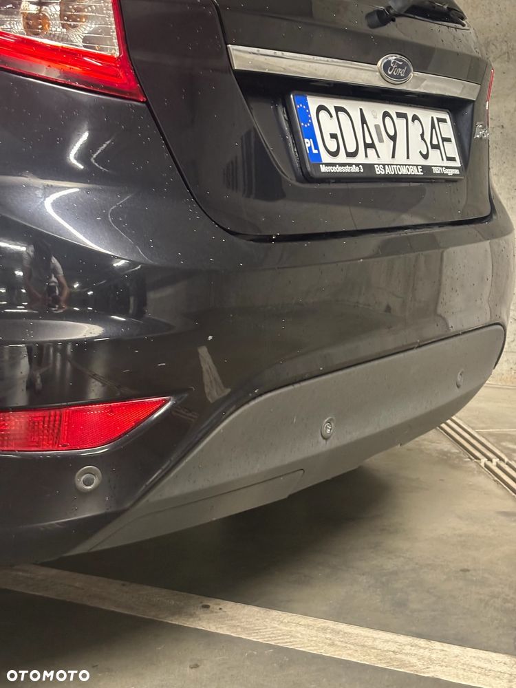 Ford Fiesta - 12