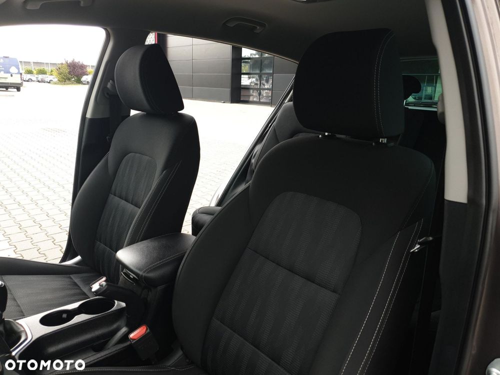 Kia Sportage - 10