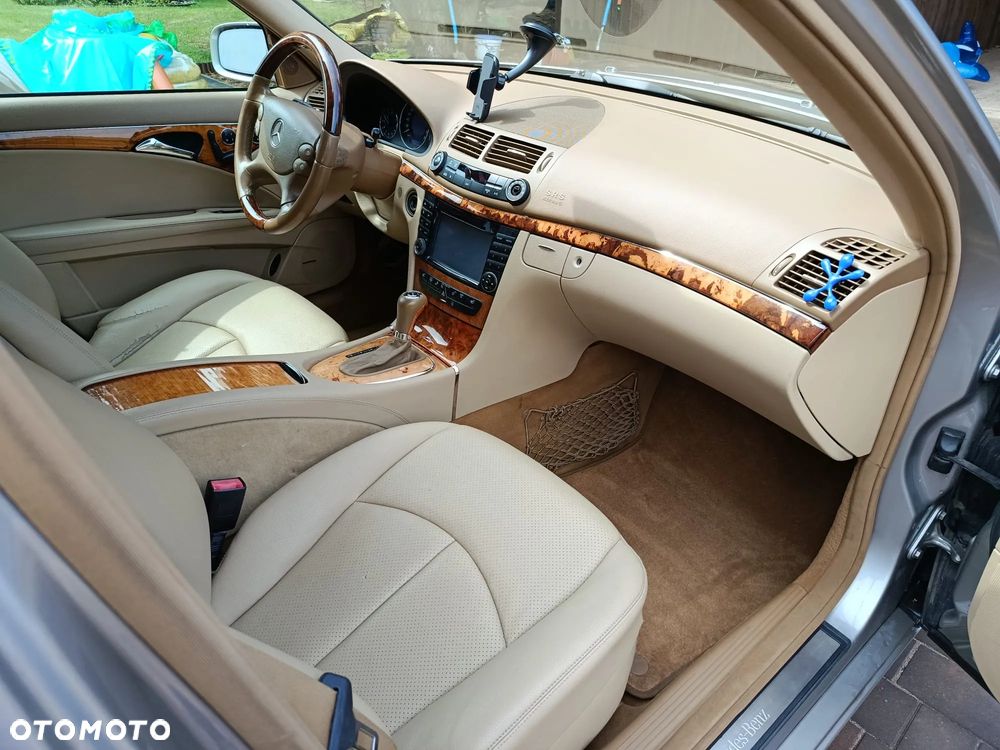 Mercedes-Benz Klasa E 320 CDI 7G-TRONIC Elegance - 6