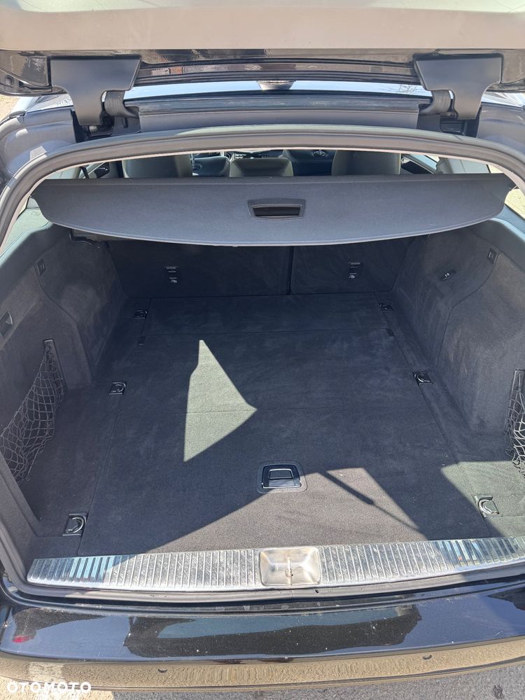 Mercedes-Benz Klasa E 200 CDI DPF BlueEFFICIENCY 7G-TRONIC - 12