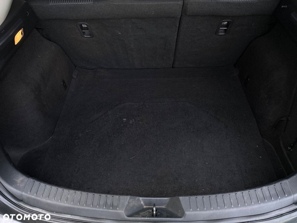 Mazda 3 SKYACTIV-G 120 Exclusive-Line - 40