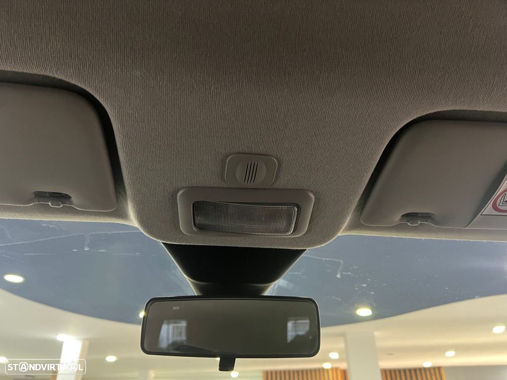 Fiat Panda 1.0 Hybrid City Cross - 21