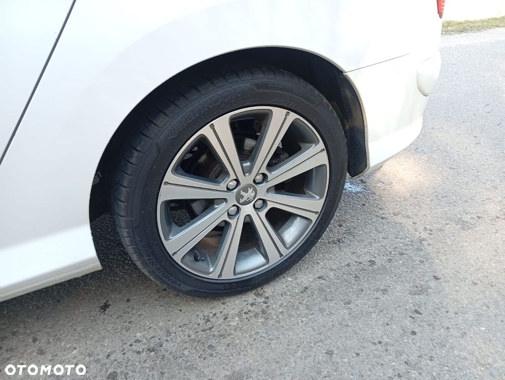 Peugeot 308 ver-hdi-fap-150-style - 27