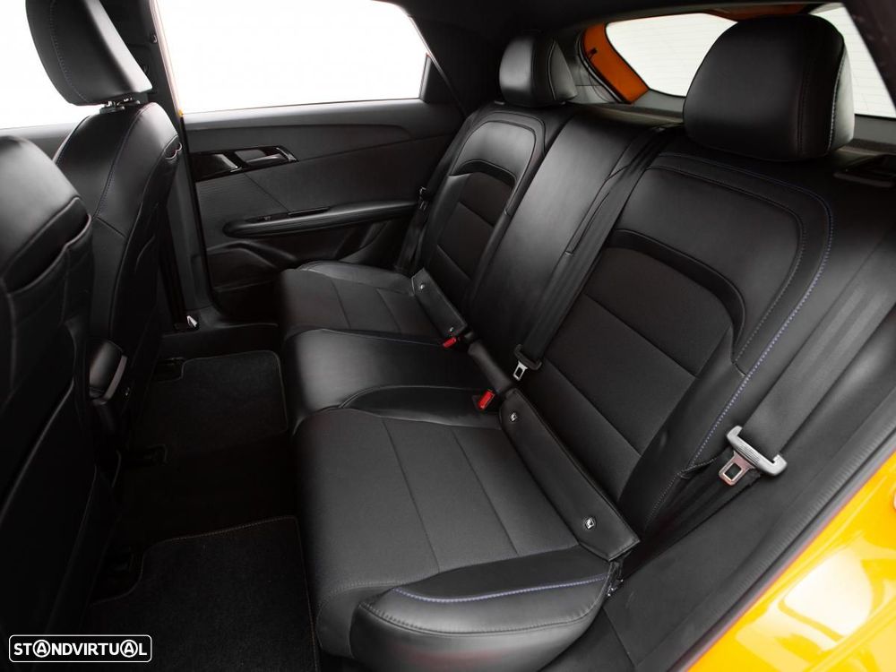 MG MG4 64 kWh Luxury - 11