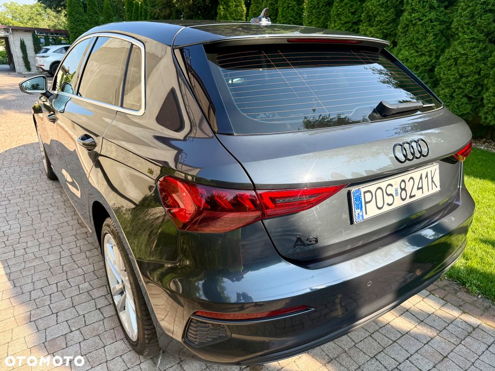 Audi A3 Sportback 30 TFSI S tronic design - 4