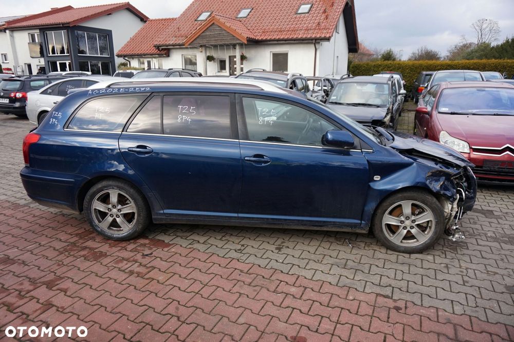 TOYOTA AVENSIS II T25 KOMBI 2005 8P4 2.0 16V 1AZ-FSE 147KM E354 GRANATOWY na części - 6