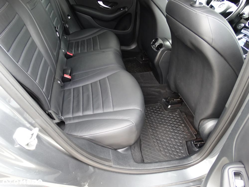 Mercedes-Benz GLC - 10