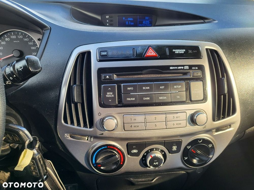 Hyundai i20 - 28