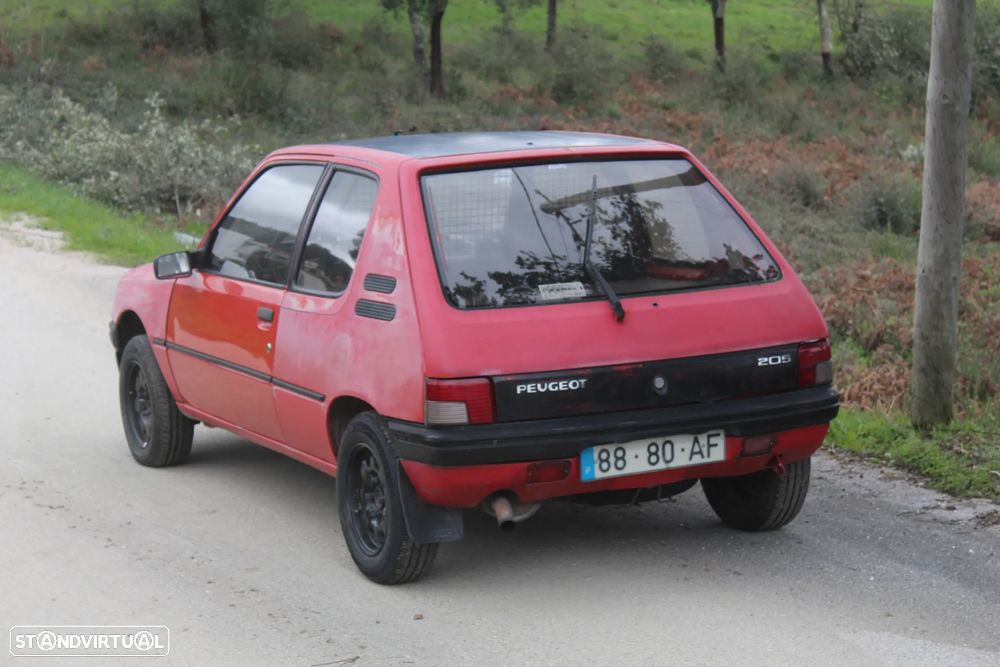 Peugeot 205 - 4