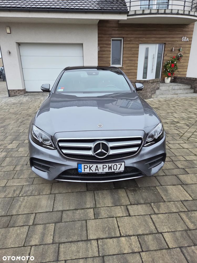 Mercedes-Benz Klasa E 220 d 9G-TRONIC - 2