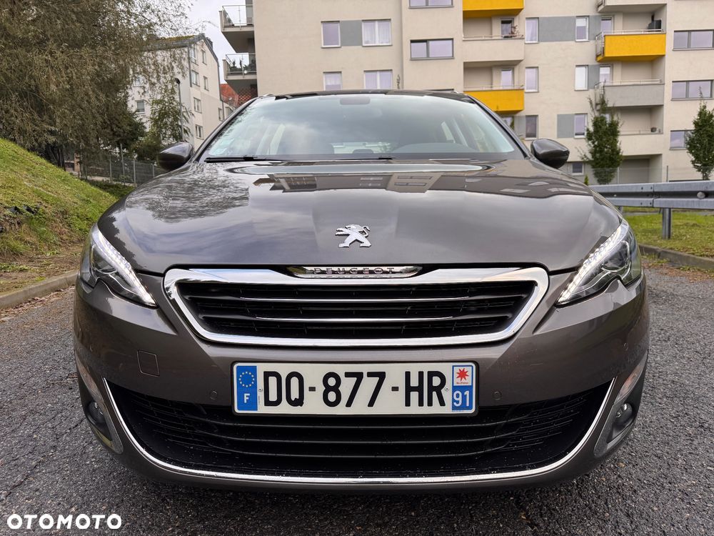 Peugeot 308 1.2 PureTech Allure S&S - 32