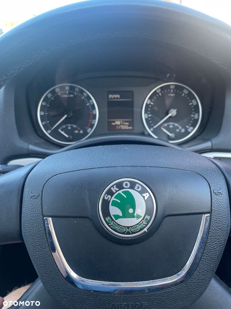 Skoda Octavia 1.9 TDI Ambiente DSG - 10
