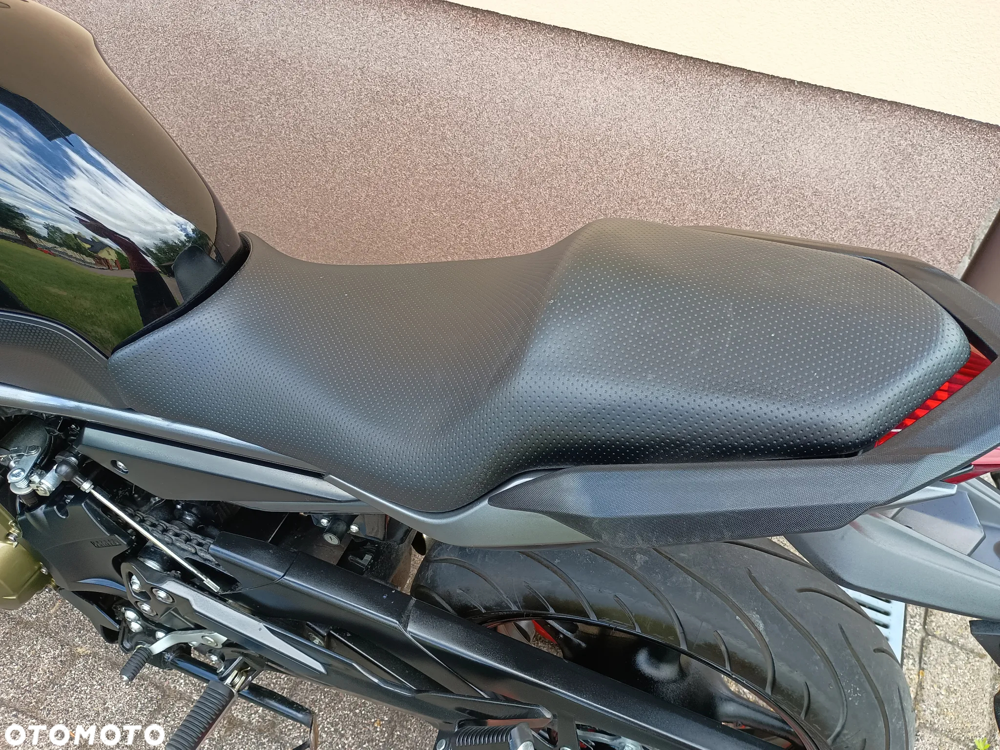 Yamaha XJR - 11