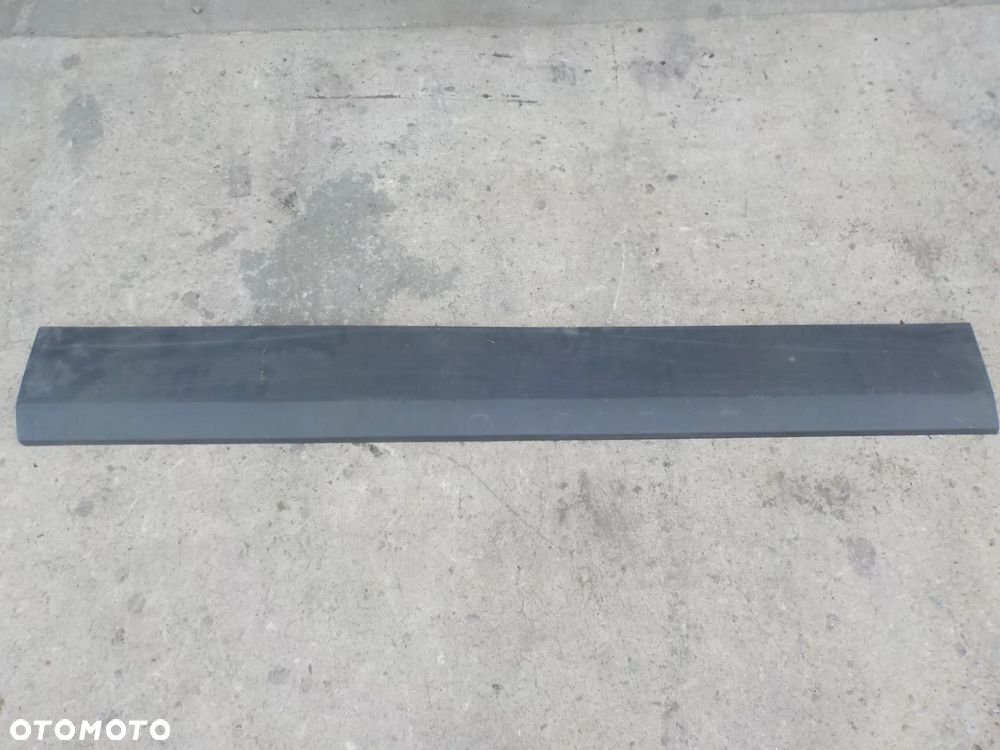 VOLKSWAGEN CRAFTER LISTWA BOCZNA LEWA - 1