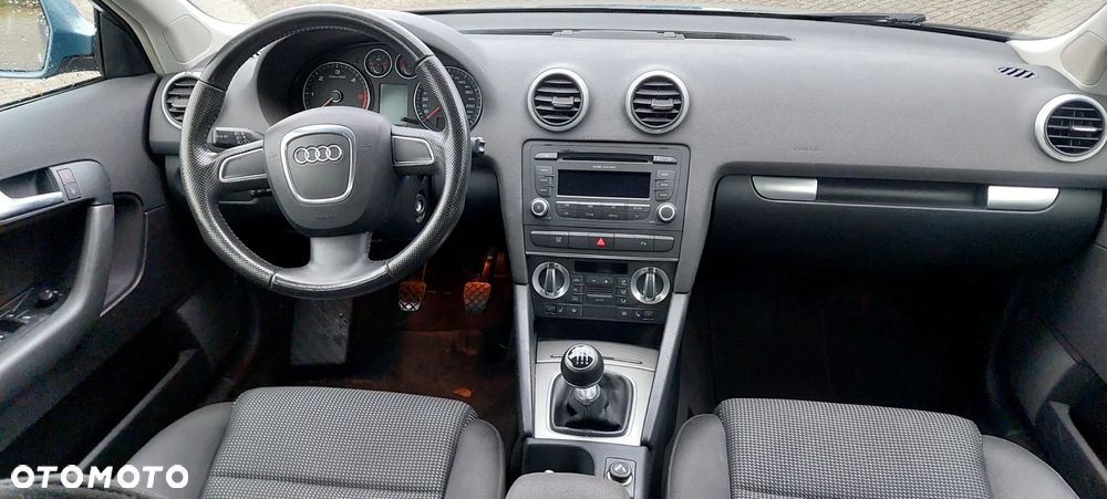 Audi A3 Sportback 2.0 TDI DPF Attraction - 30