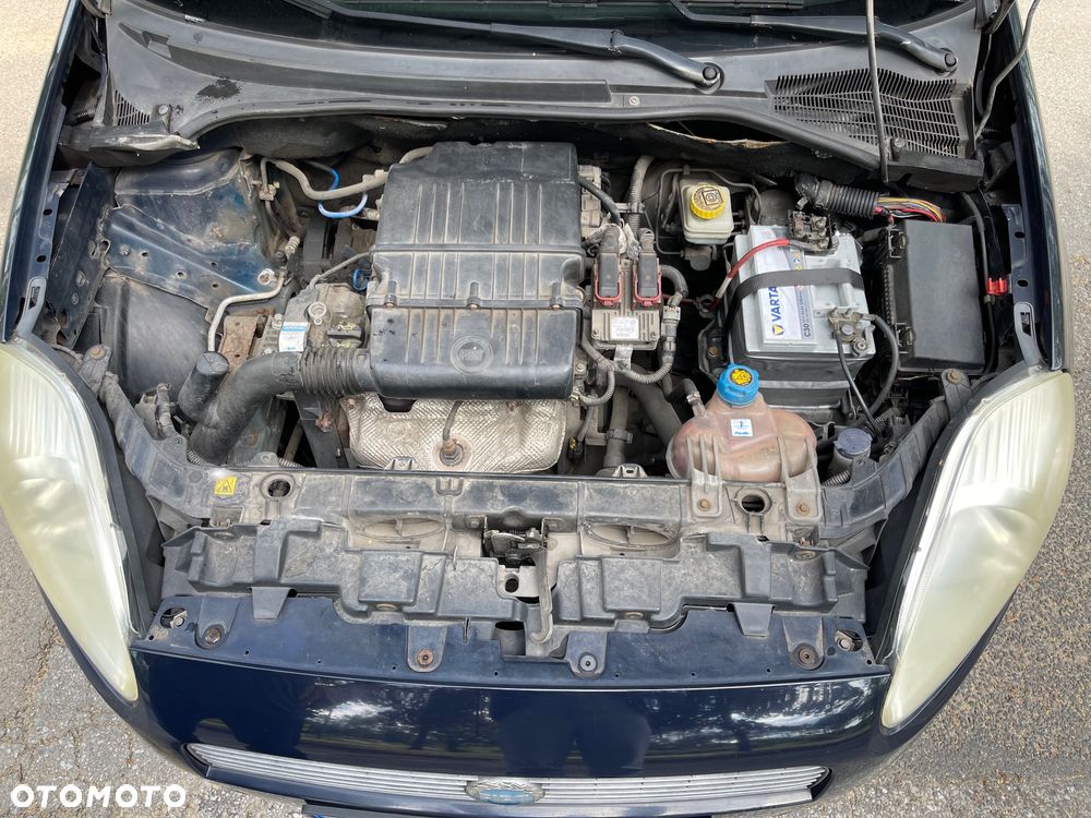 Fiat Grande Punto - 16