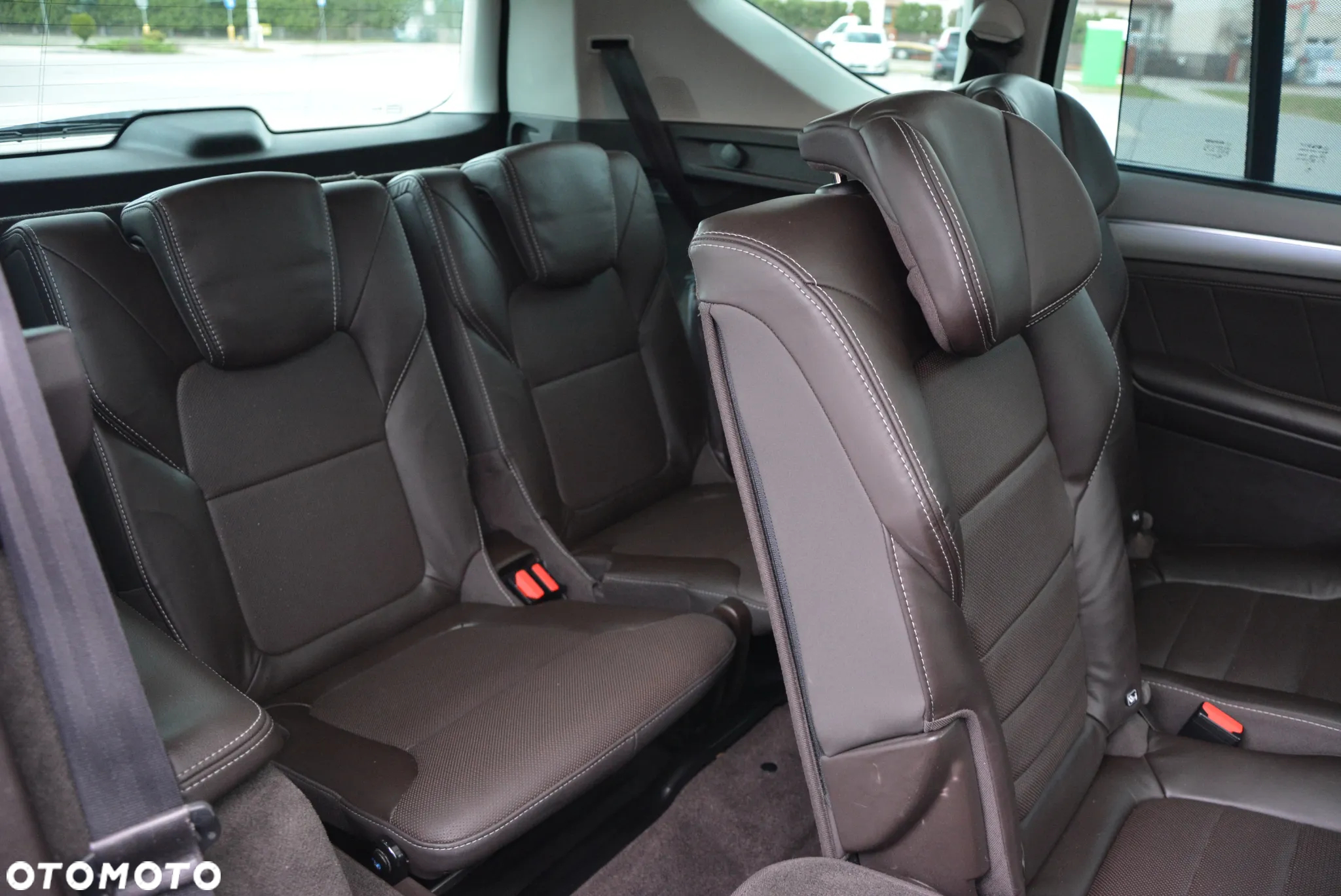 Renault Espace 1.6 dCi Energy Initiale Paris EDC 7os - 20