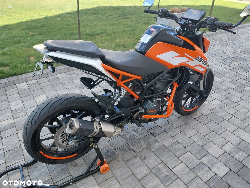 KTM Duke - 5