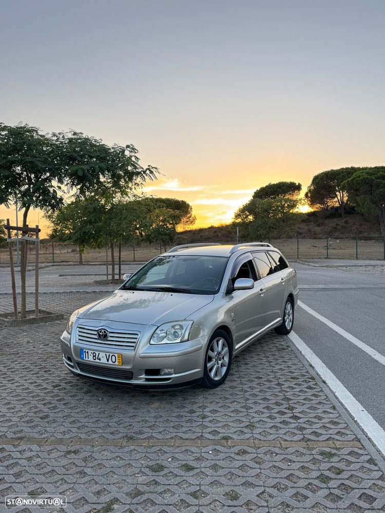 Toyota Avensis SW 2.0 D-4D - 10