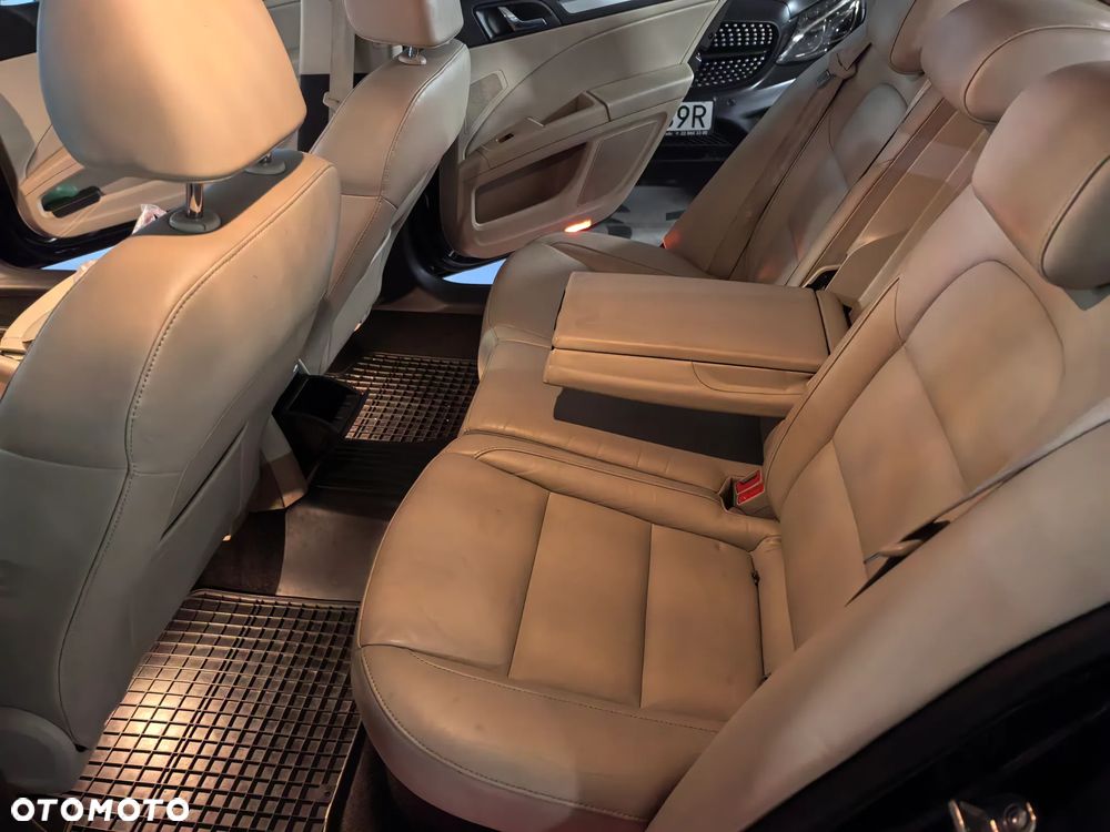 Skoda Superb 1.6 TDI Elegance - 23