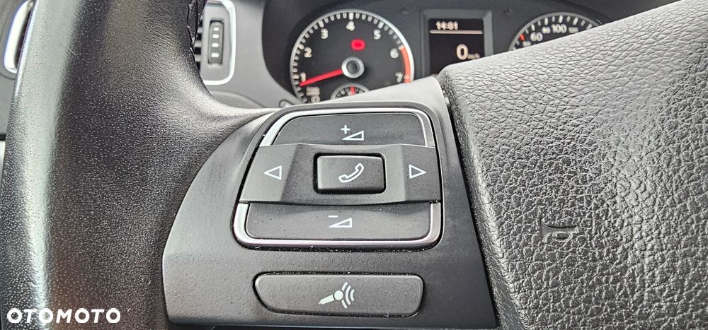 Volkswagen Jetta 1.4 TSI Highline Optimum - 24