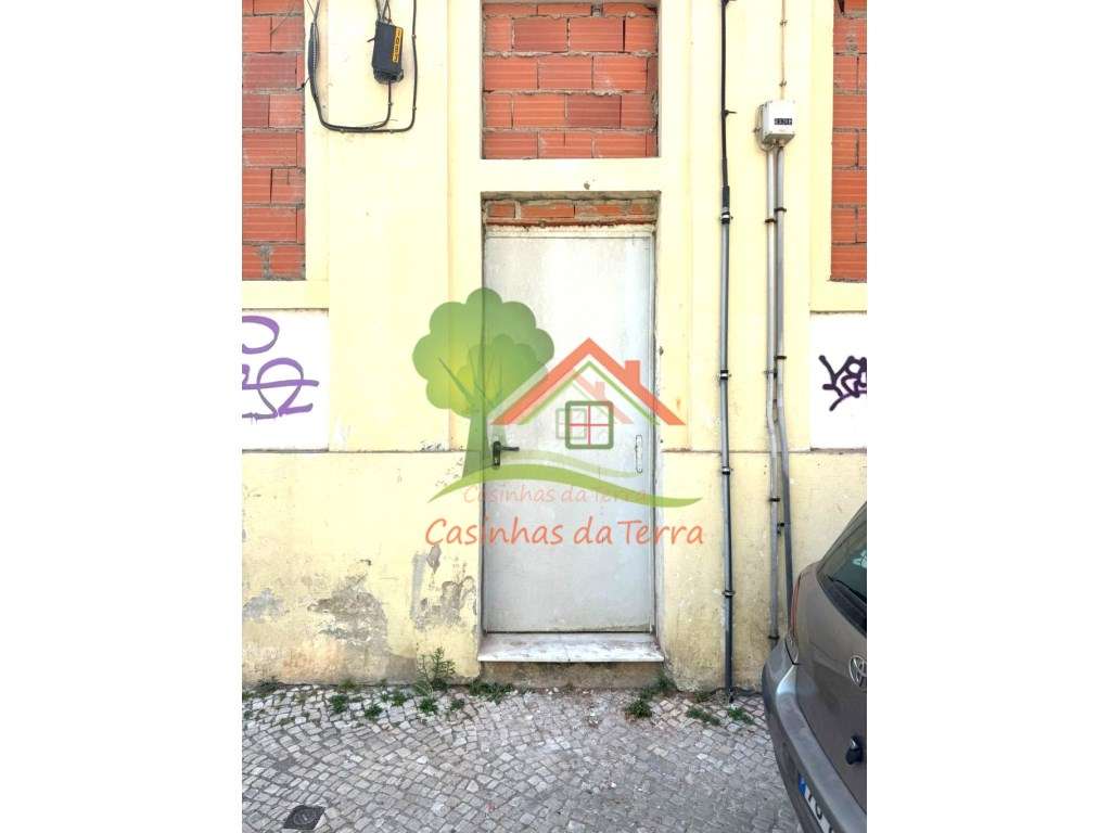 Prédio devoluto - Beato - 6 apartamentos - Grande imagem: 2/28