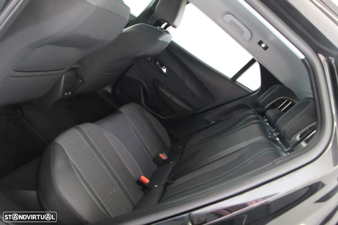 Peugeot 2008 1.5 BlueHDi Allure - 6
