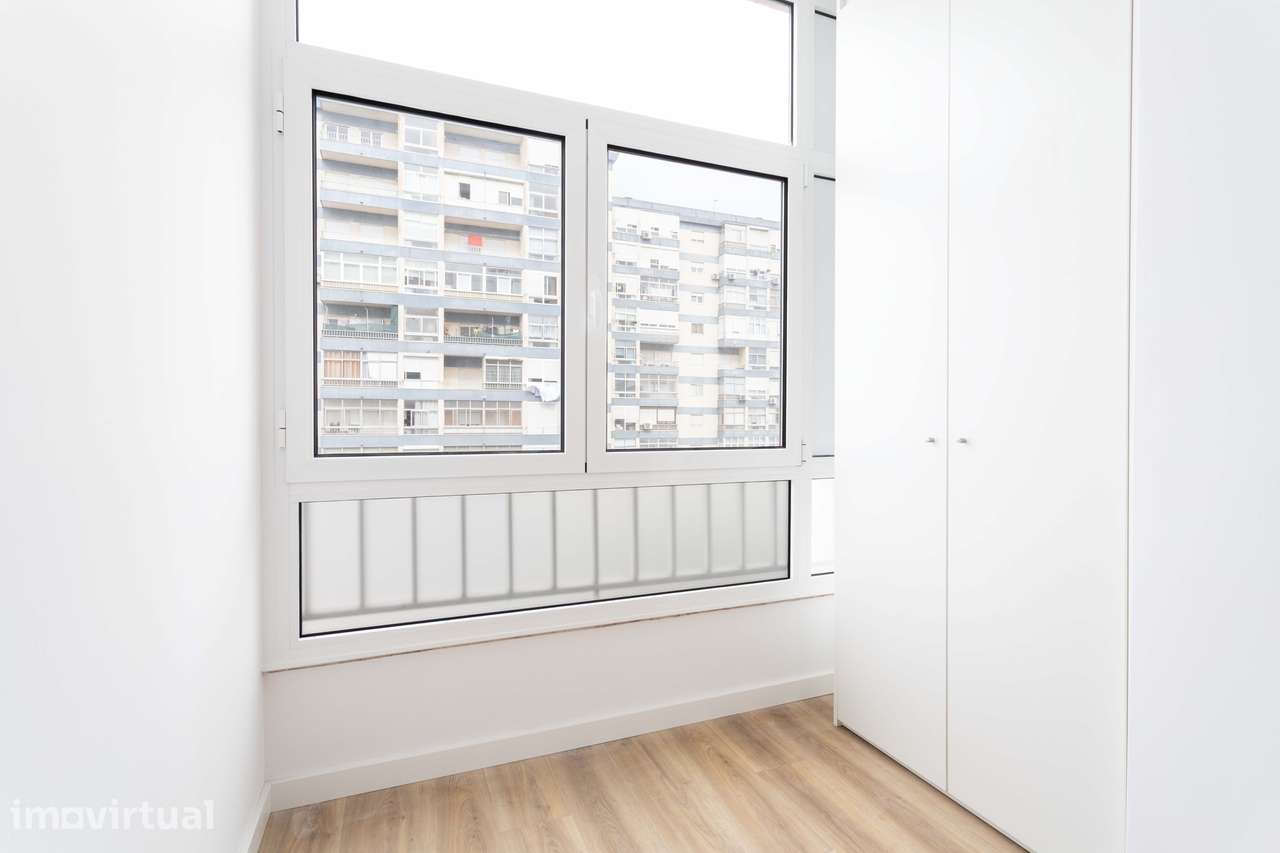 Apartamento T4  em Carnaxide - Grande imagem: 3/27
