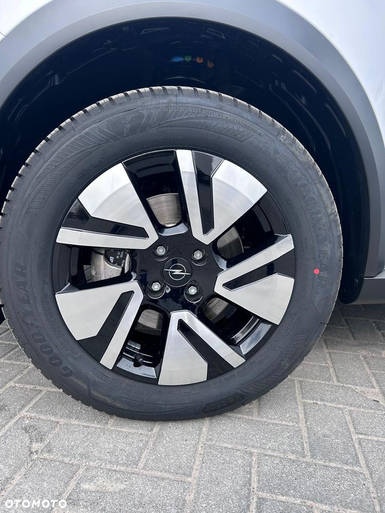 Opel Frontera 1.2 T mHEV GS eDTC6 - 9