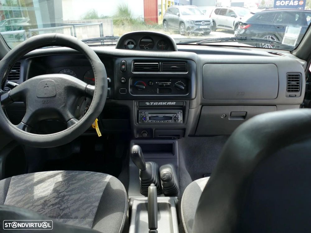 Mitsubishi L200 2.5 TD Strakar CD - 32