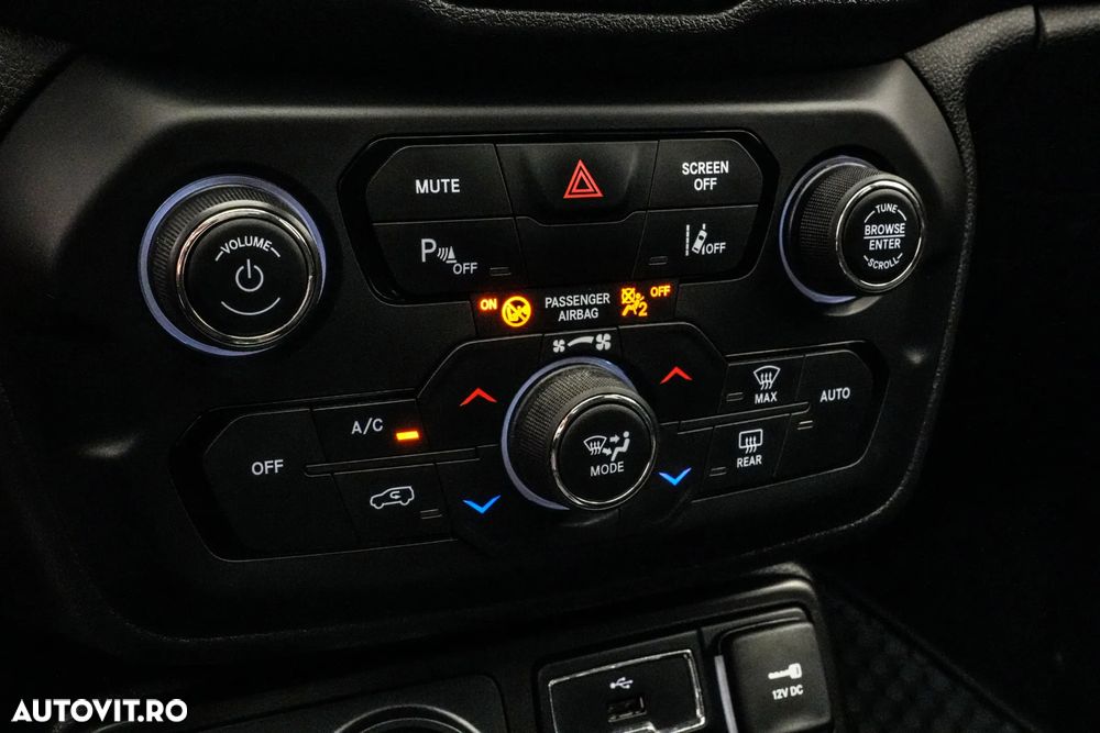 Jeep Renegade 1.3 Turbo 4x4 AT9 Limited - 22