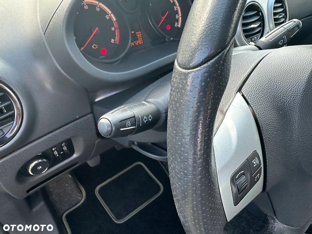 Opel Corsa - 25